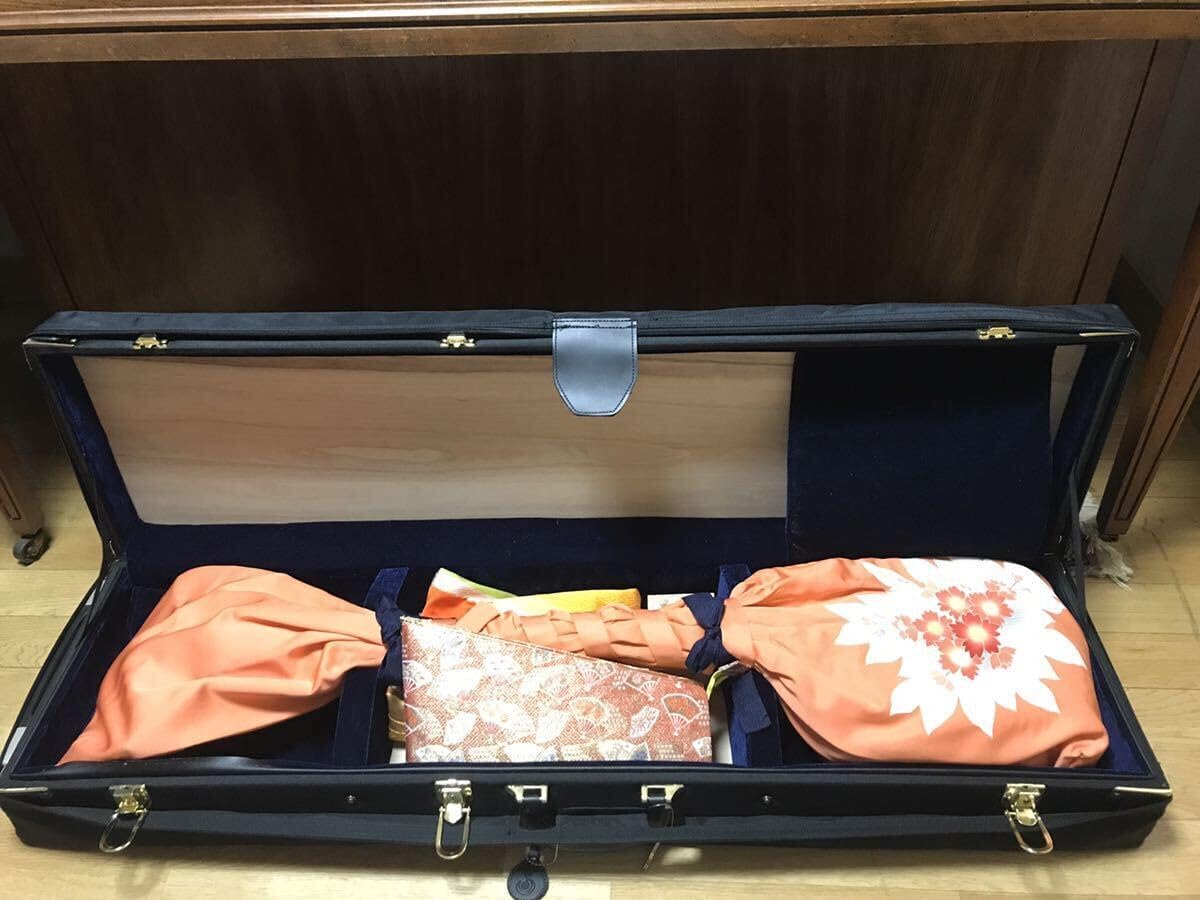 状態良好】三味線 地唄 中棹 花梨 丸打胴 ハードケース 天然皮